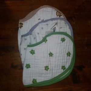 3 BURP RAGS / BIBS FOR $7 ♡ BUNDLE 20% OFF 3+
